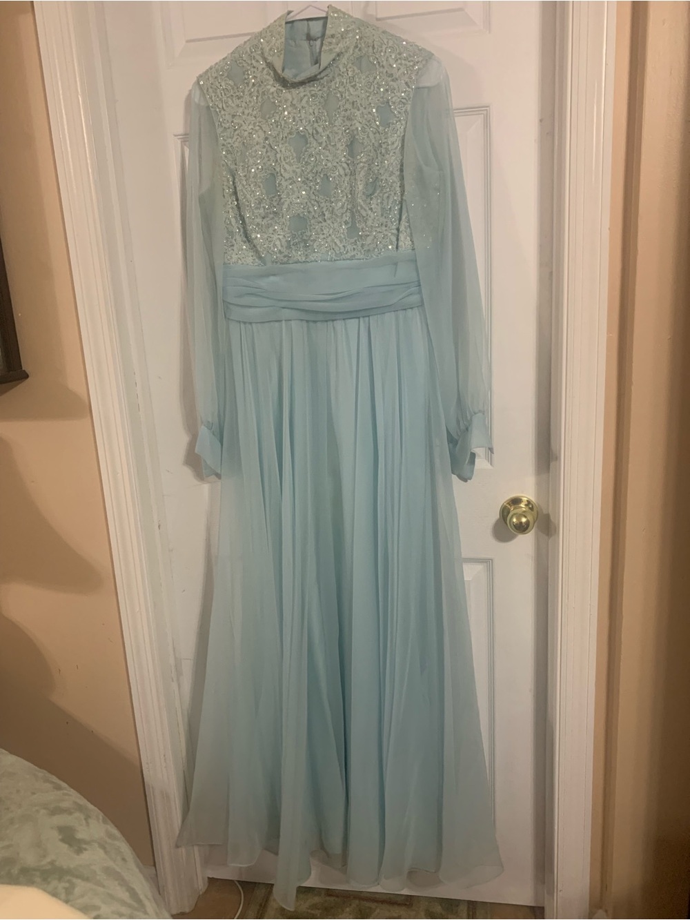 Vintage Jack Bryan Elegant Light Blue Beaded Long-Sleeve Evening Dress